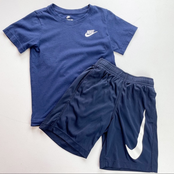 Boy's Nike Short Set Blue Size 7 - Picture 1 of 7